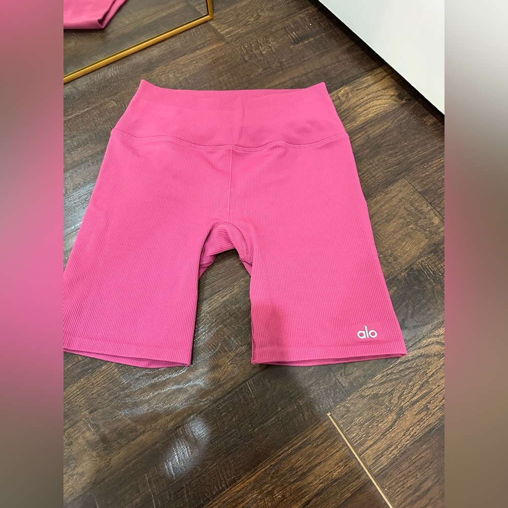 ALO biker shorts
